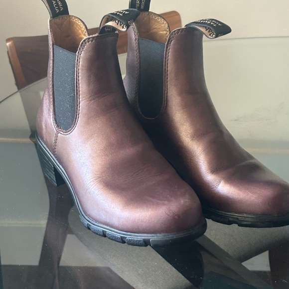 Blundstone Shoes - Blundstone Brown Ankle Boots